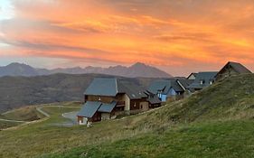 Appartement 4 personnes - Hautes-Pyrénées- Village de Peyragudes Peyresourdes - Vue exceptionnelle sur la montagne